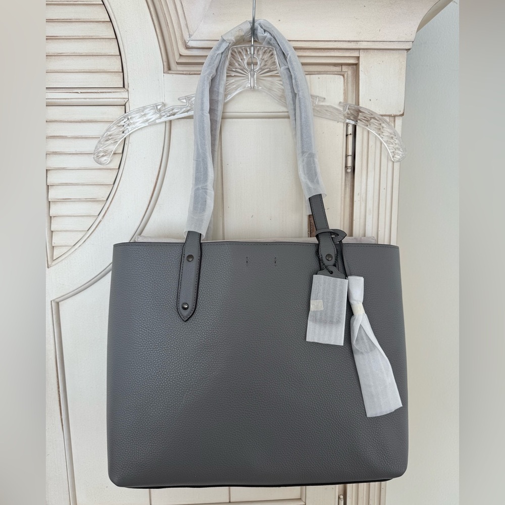 Elegant Gray Tote Bag